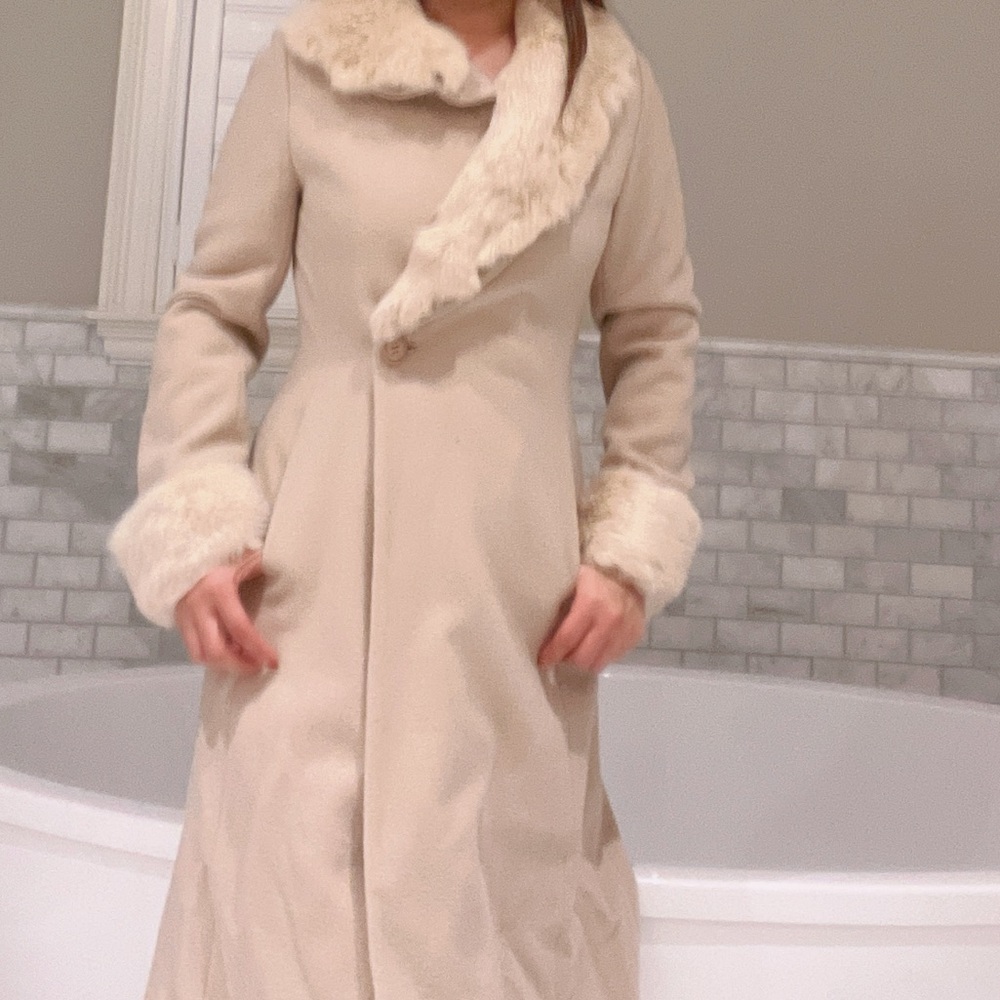 New coat - Picture 7 of 11
